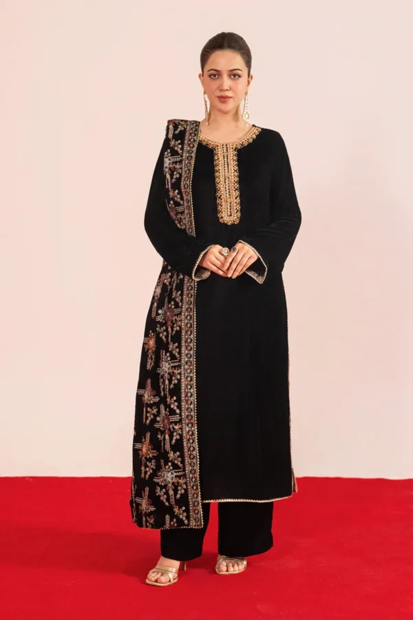 Aura premium velvet collection 3 piece suit - Black, X - Large